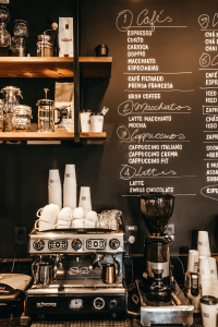 Kaffeezubereitung mit Siebträgermaschine: Meisterhafte Kaffeezubereitung: Tipps und Tricks für leckeren Kaffee aus Ihrer Siebträgermaschine.