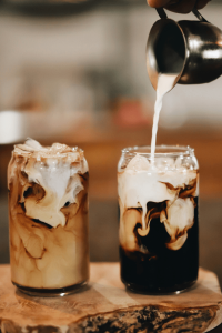Kaffeezubereitung mit Siebträgermaschine: Tipps und Tricks für leckeren Kaffee aus Ihrer Siebträgermaschine.